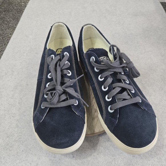 🐢 Keen Herren Men's size 9 Blue Suede Shoes - Picture 16 of 16